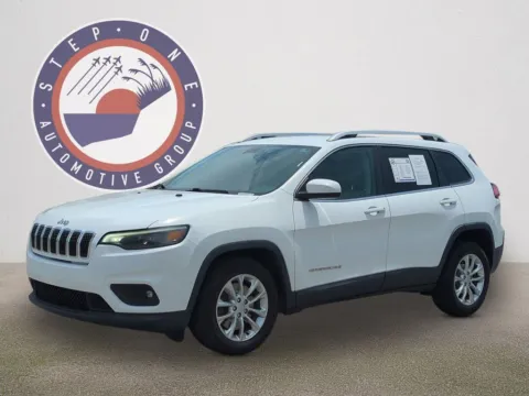 Photos of 2019 Jeep Cherokee Latitude for sale in Fort Walton Beach, FL at Step One Volkswagen Fort Walton Beach