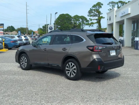 More photos of 2022 Subaru Outback Premium at Step One Volkswagen Fort Walton Beach, FL