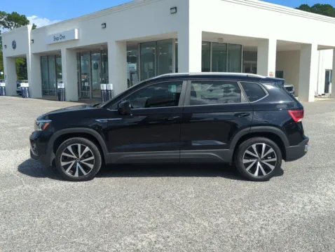 More photos of 2023 Volkswagen Taos 1.5T SE at Step One Volkswagen Fort Walton Beach, FL