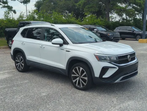 More photos of 2022 Volkswagen Taos 1.5T SE at Step One Volkswagen Fort Walton Beach, FL