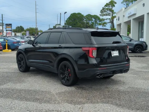 More photos of 2021 Ford Explorer ST at Step One Volkswagen Fort Walton Beach, FL