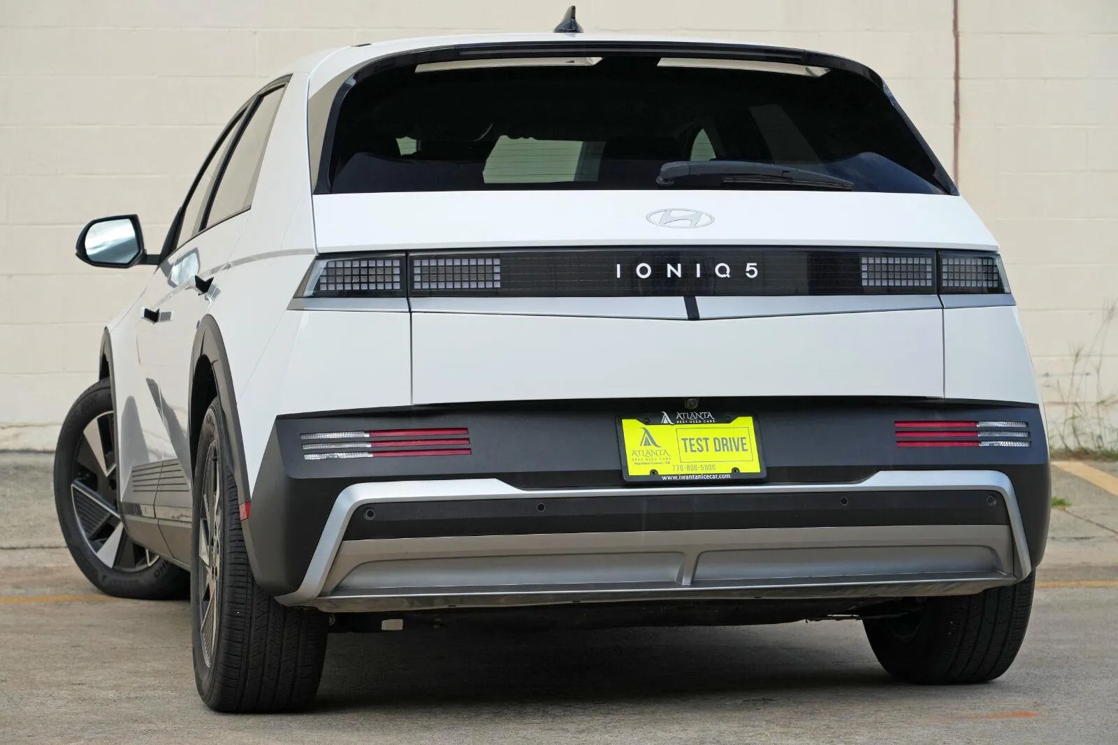 2025 Hyundai IONIQ 5 SE - Photo 6