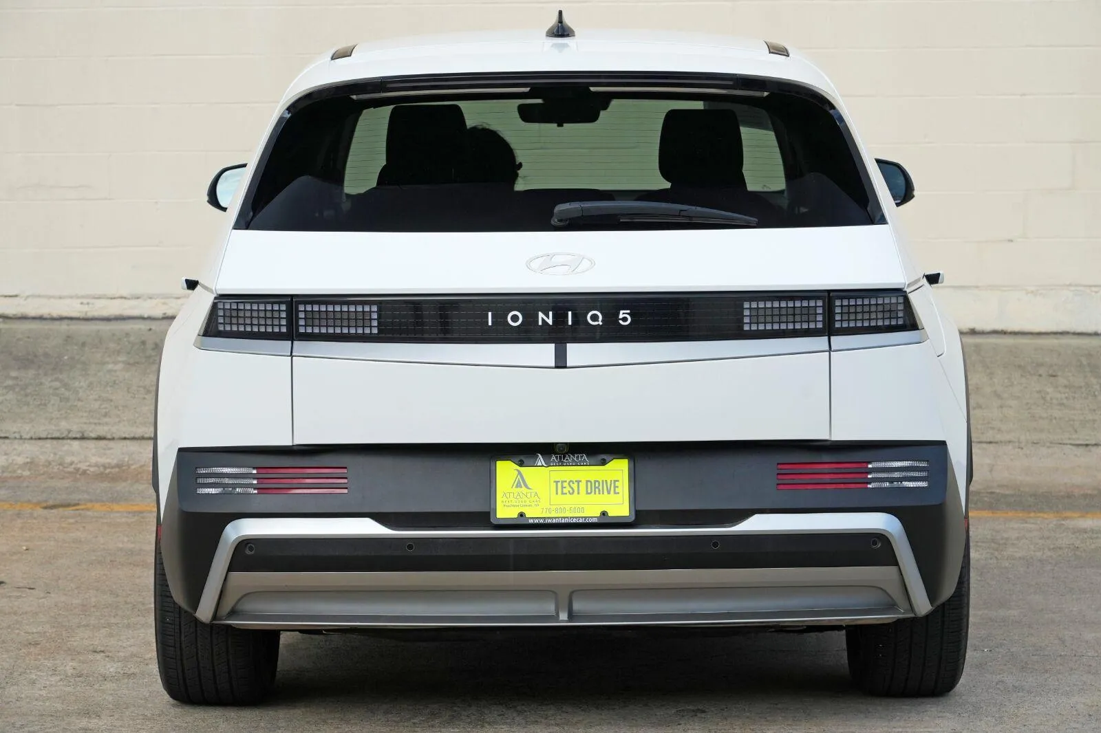 2025 Hyundai IONIQ 5 SE - Photo 48