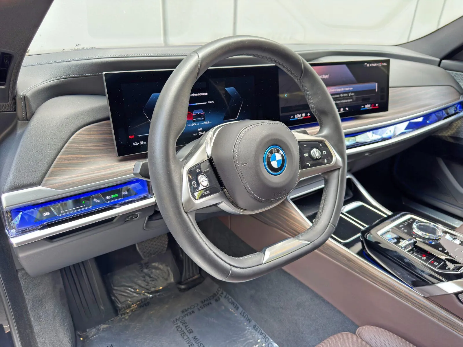 2023 BMW i7 Base - Photo 14