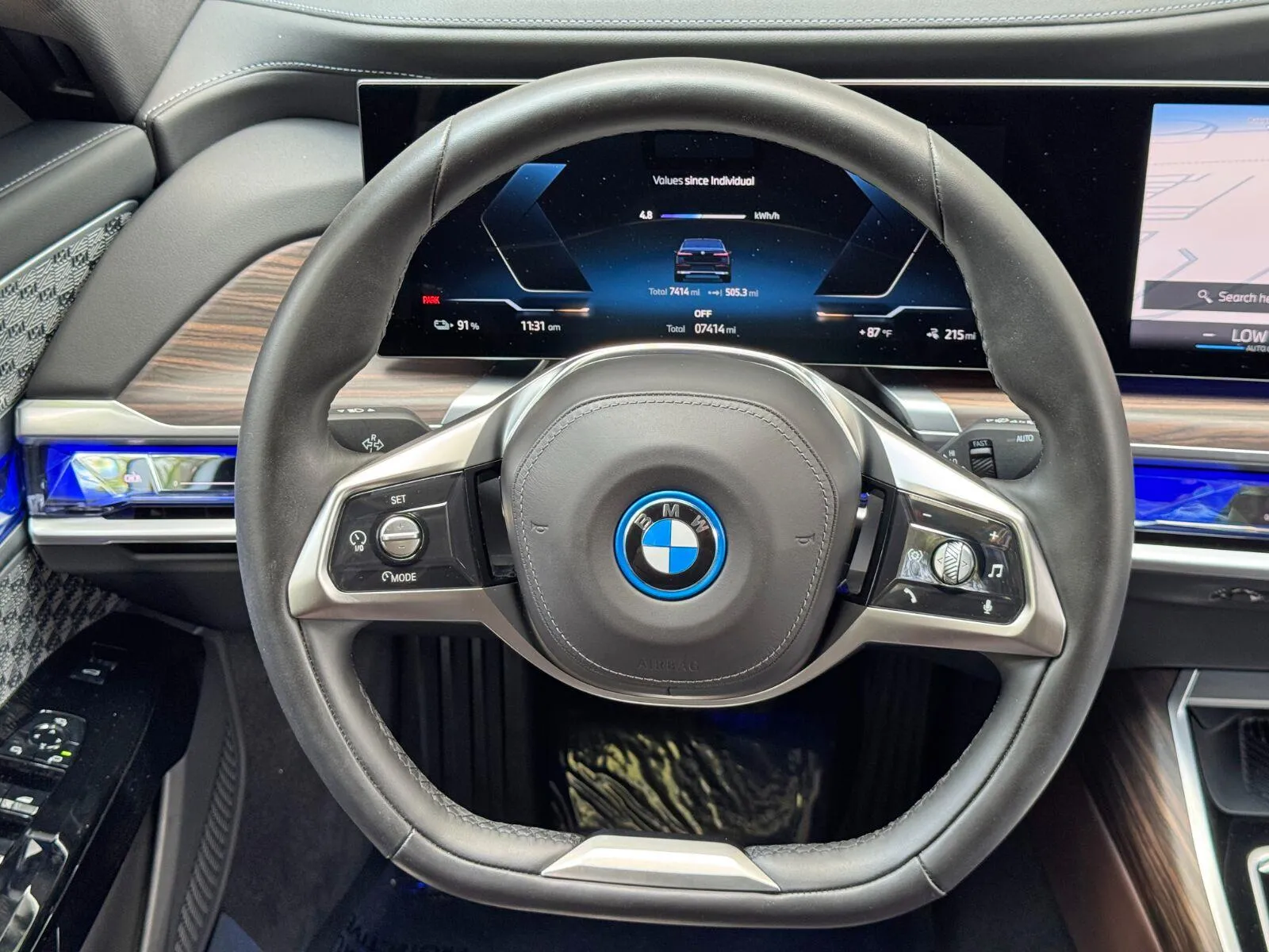 2023 BMW i7 Base - Photo 22