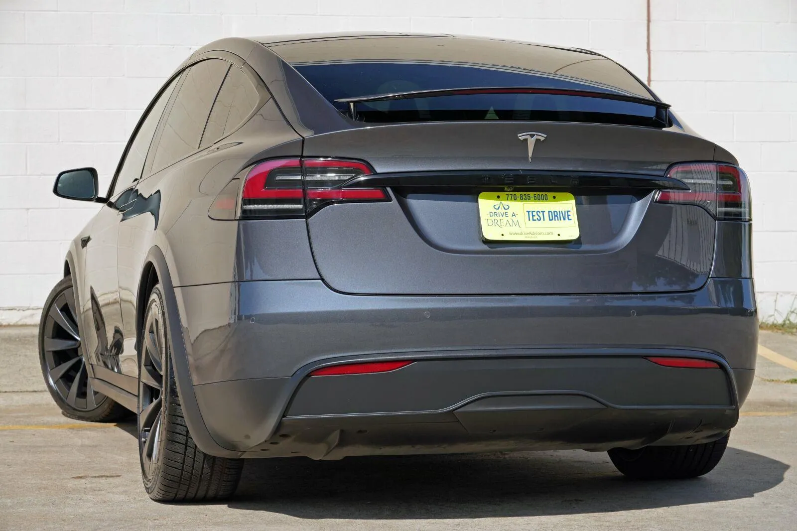 2022 Tesla Model X Long Range - Photo 6