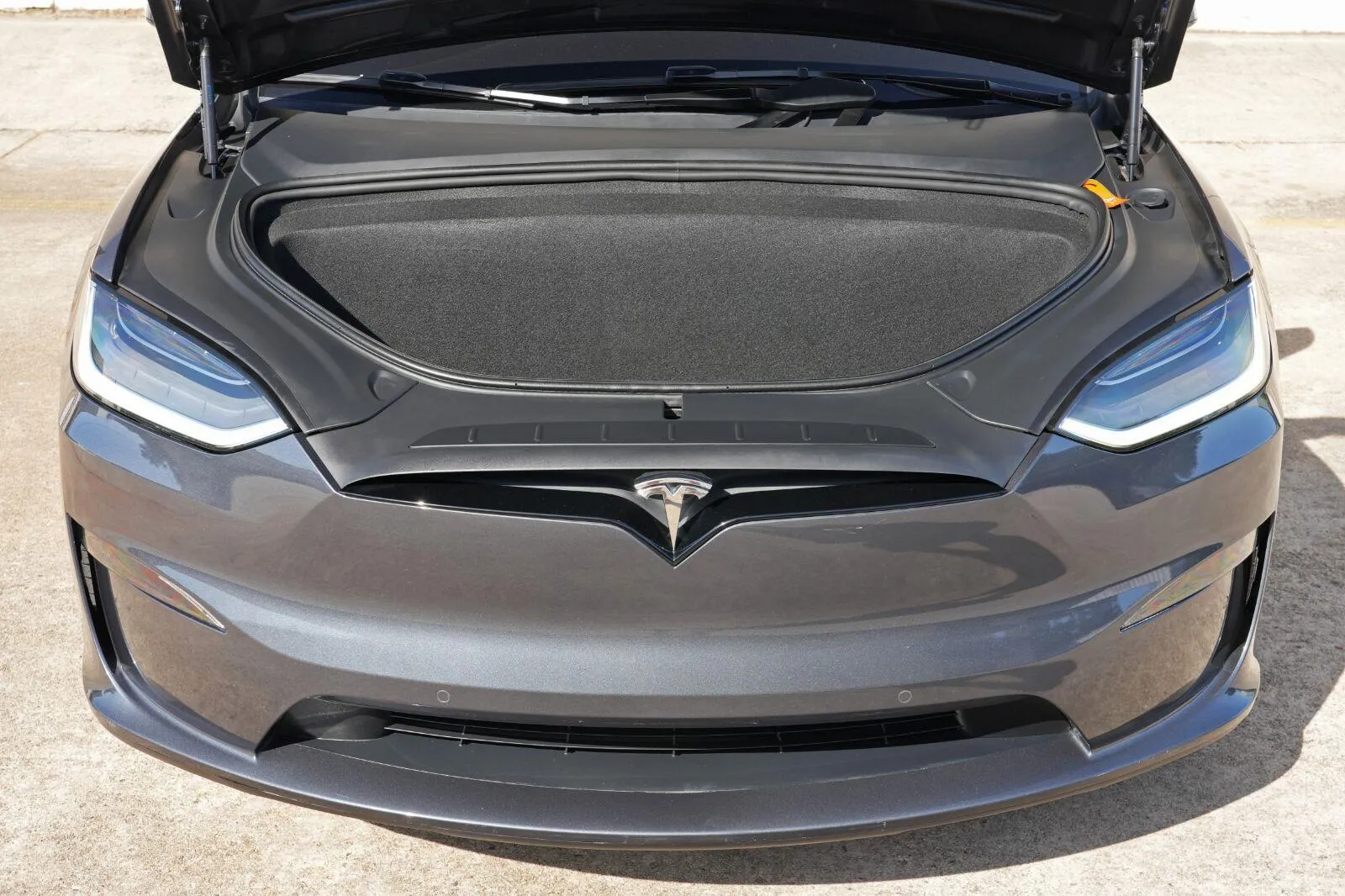 2022 Tesla Model X Long Range - Photo 8