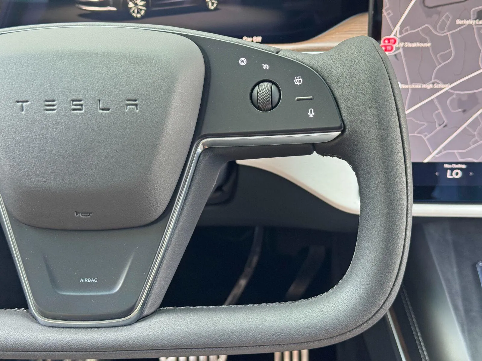 2022 Tesla Model X Long Range - Photo 20