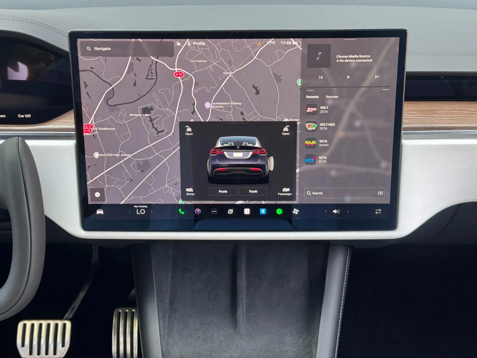 2022 Tesla Model X Long Range - Photo 21