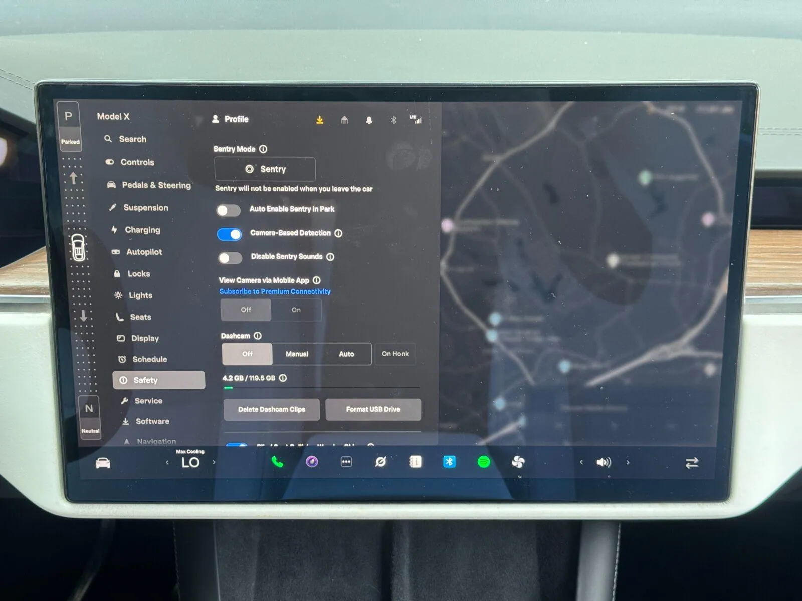 2022 Tesla Model X Long Range - Photo 29