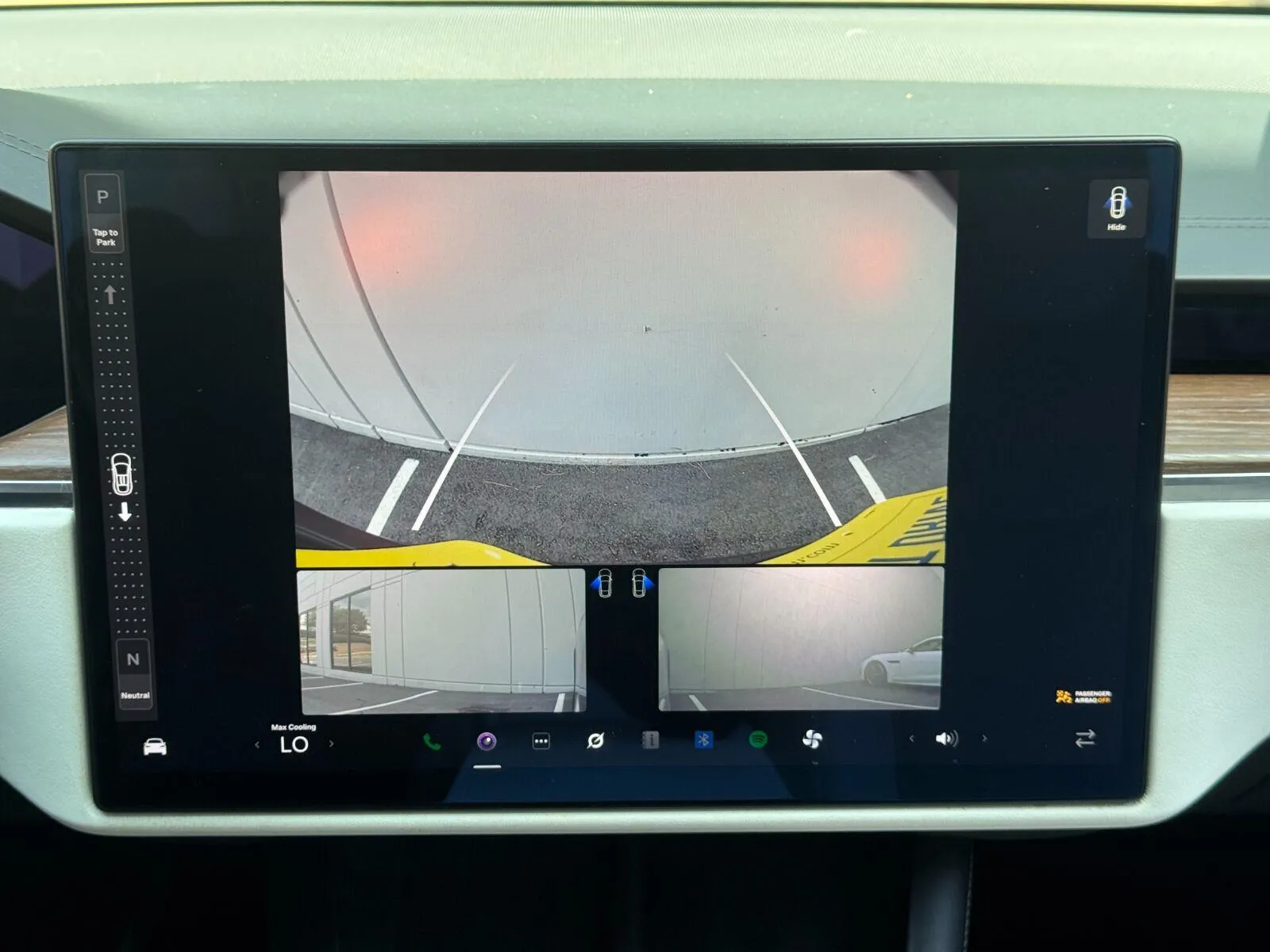2022 Tesla Model X Long Range - Photo 35