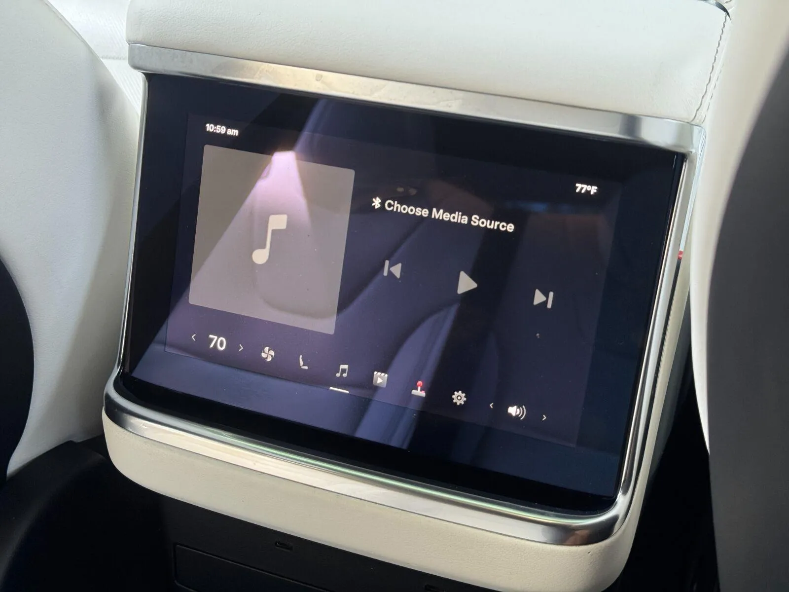 2022 Tesla Model X Long Range - Photo 38