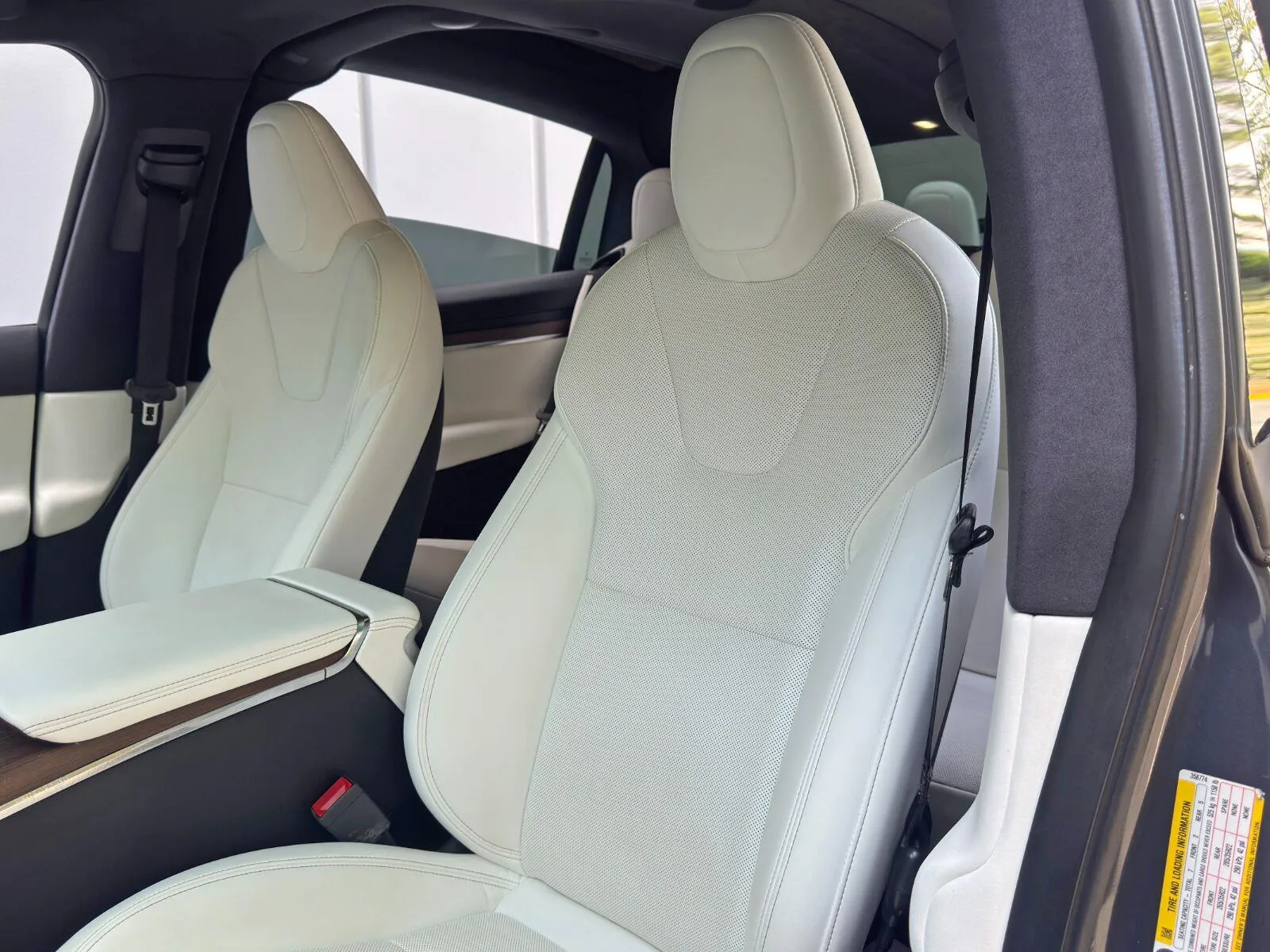 2022 Tesla Model X Long Range - Photo 44