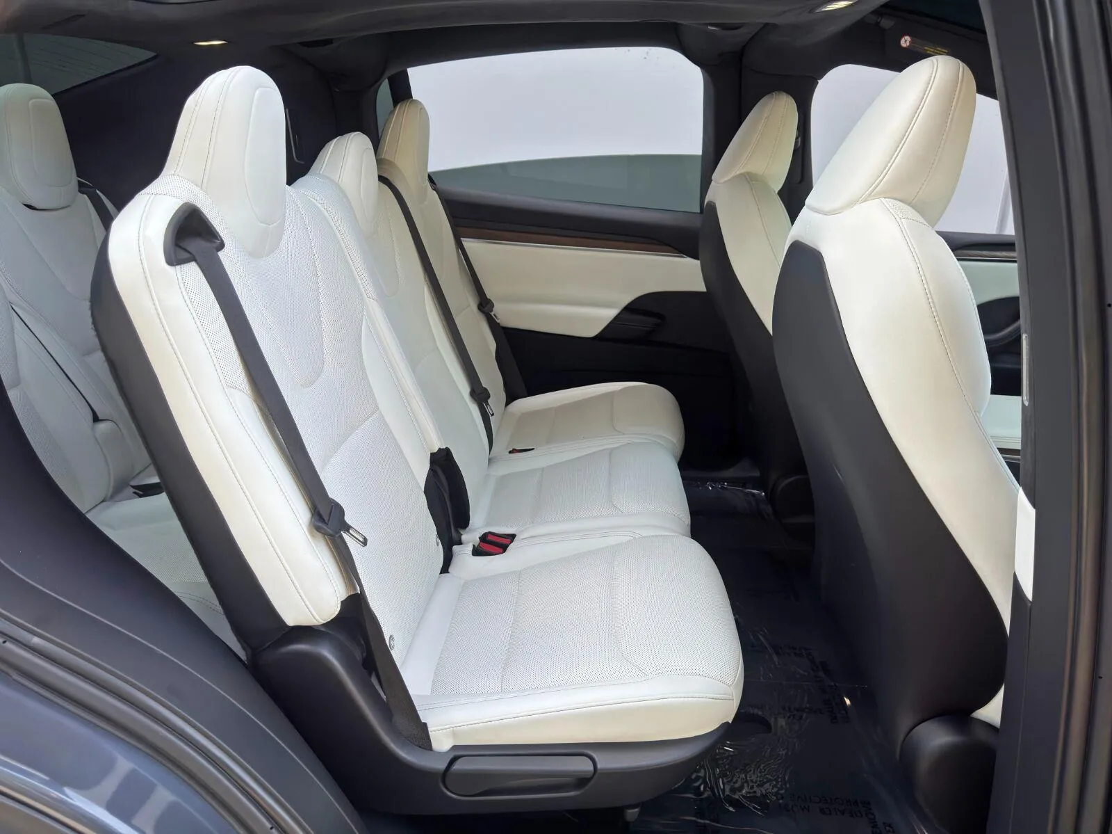 2022 Tesla Model X Long Range - Photo 47