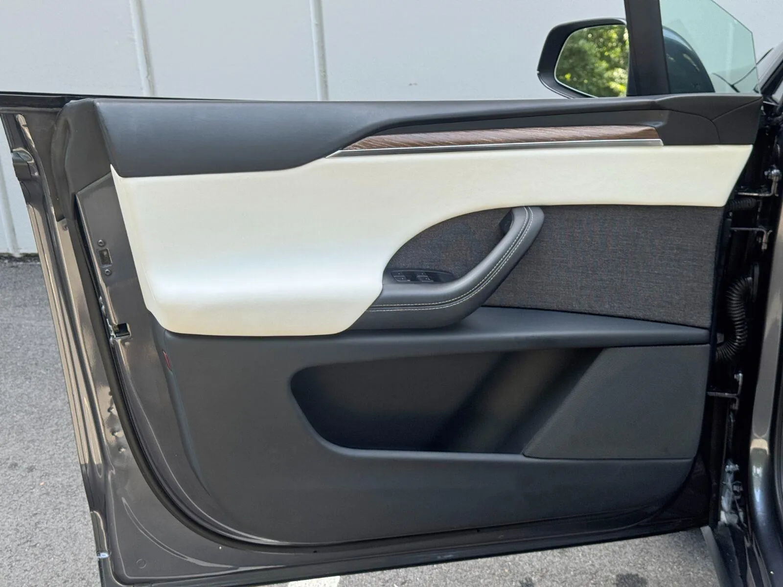 2022 Tesla Model X Long Range - Photo 49