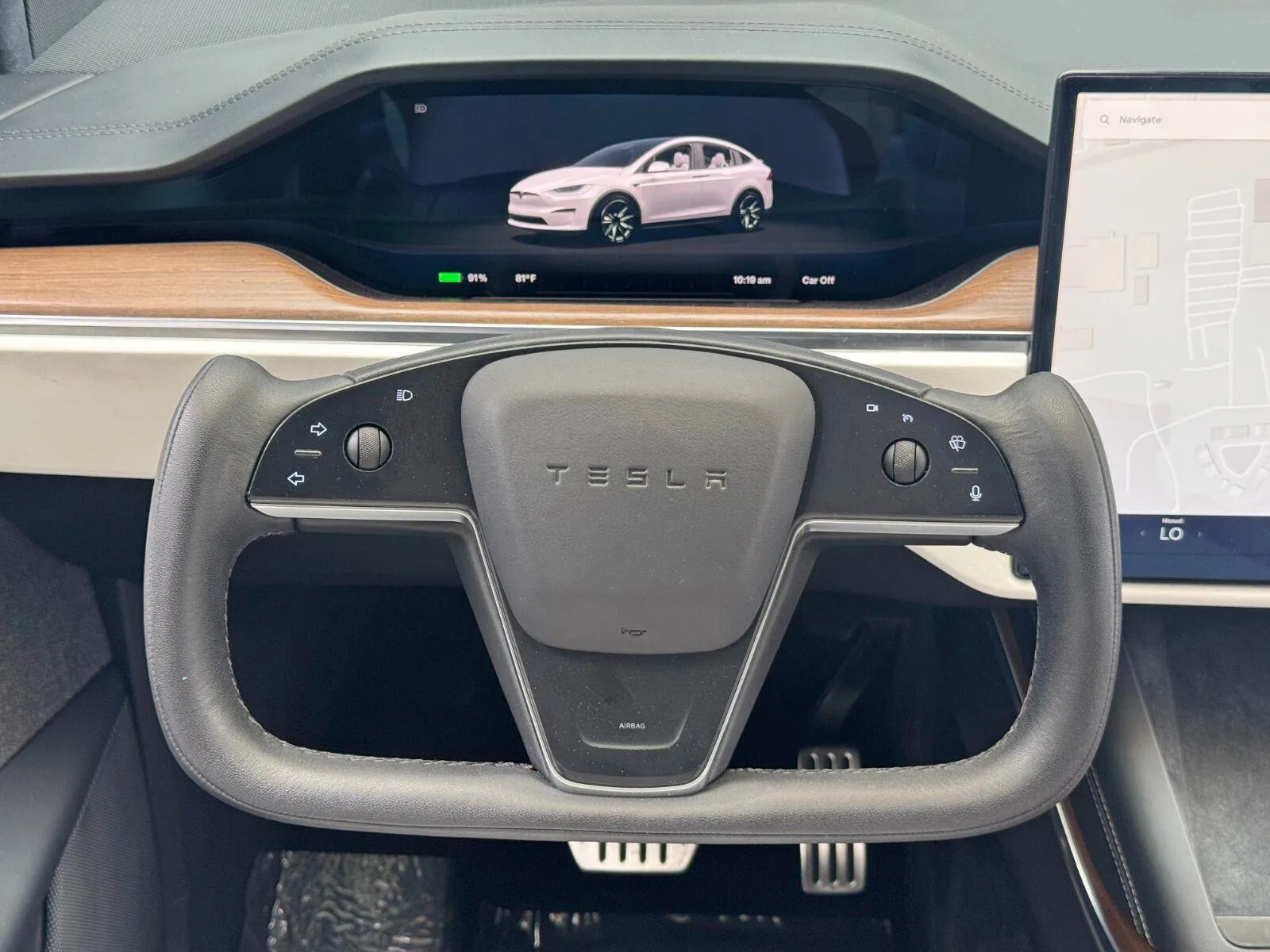 2022 Tesla Model X Long Range - Photo 17