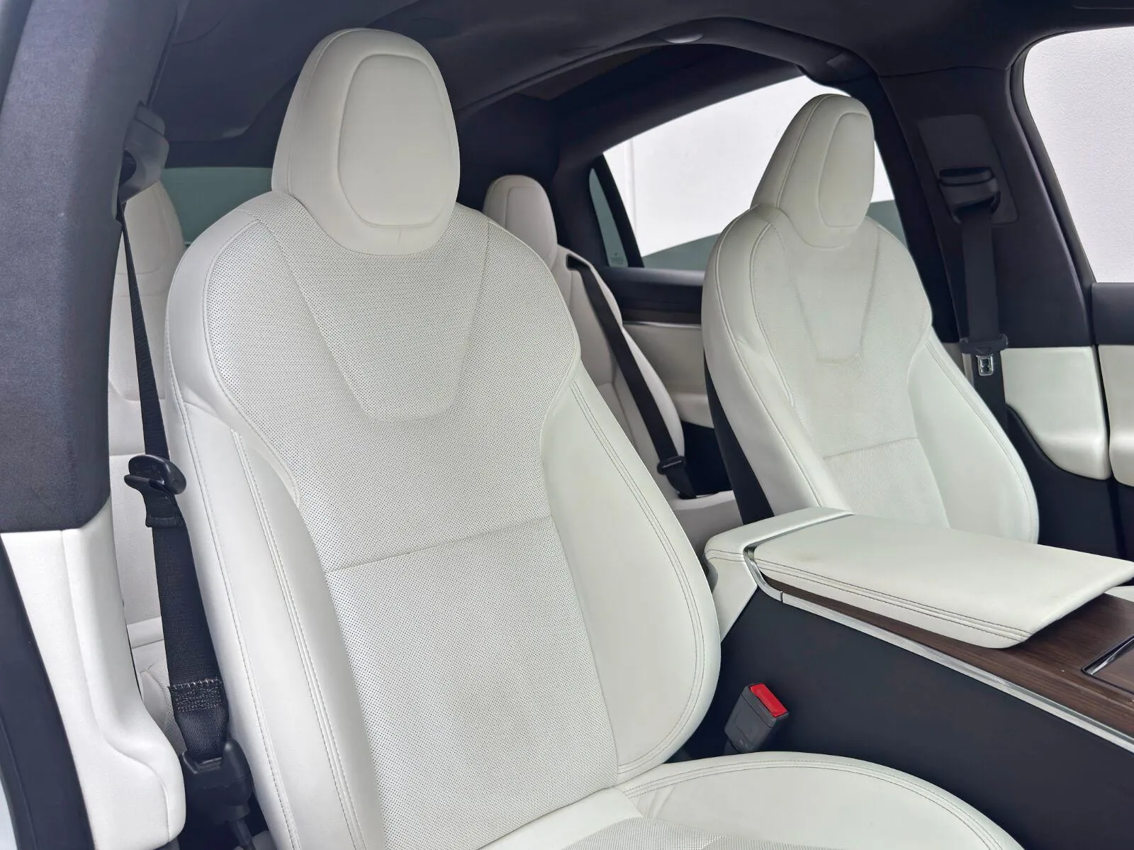 2022 Tesla Model X Long Range - Photo 41