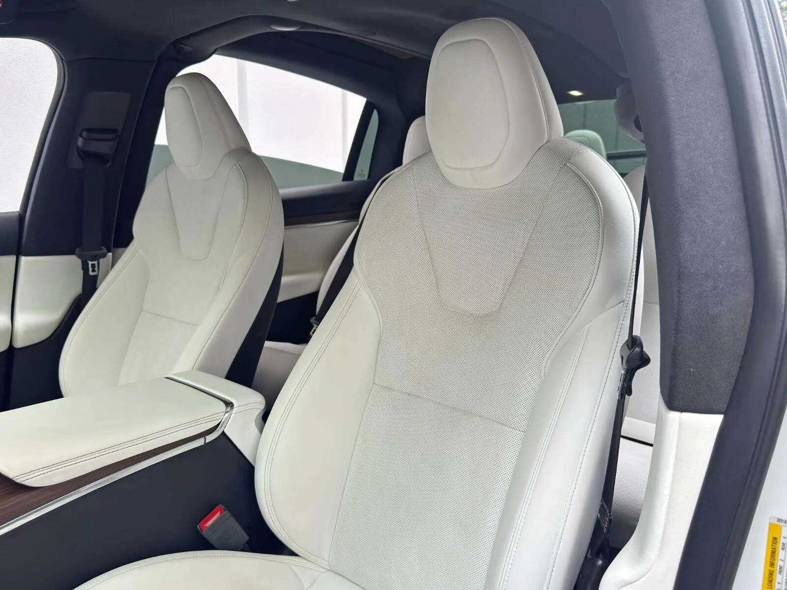 2022 Tesla Model X Long Range - Photo 42