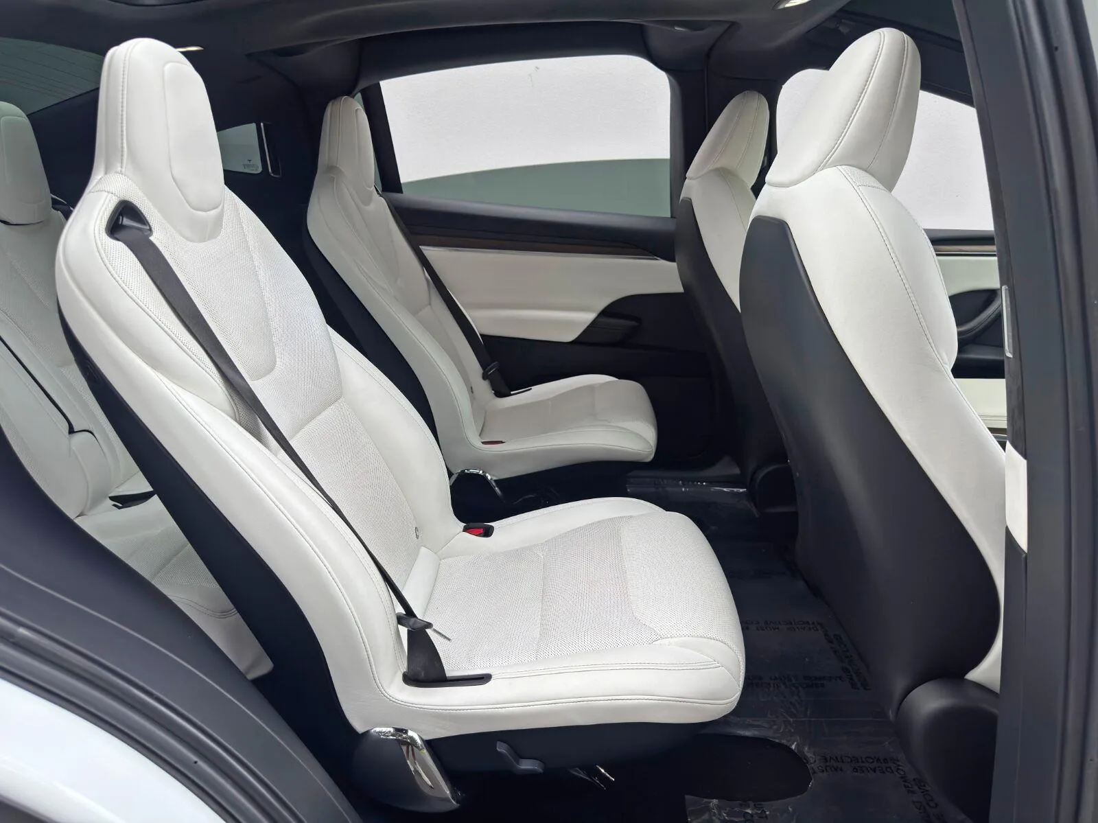 2022 Tesla Model X Long Range - Photo 45