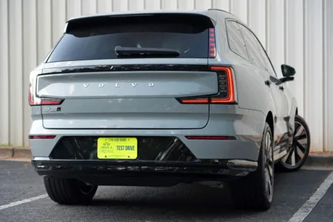 More photos of 2025 Volvo EX90 Ultra at Gas Charged Motors, GA