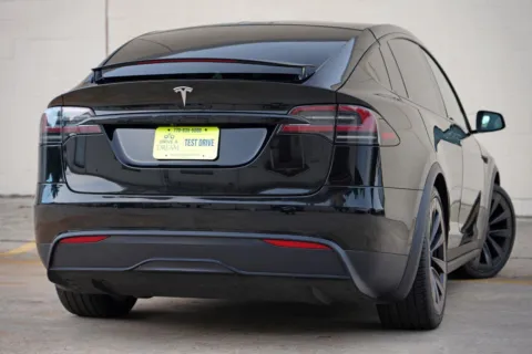 More photos of 2022 Tesla Model X at Gas Charged Motors, GA