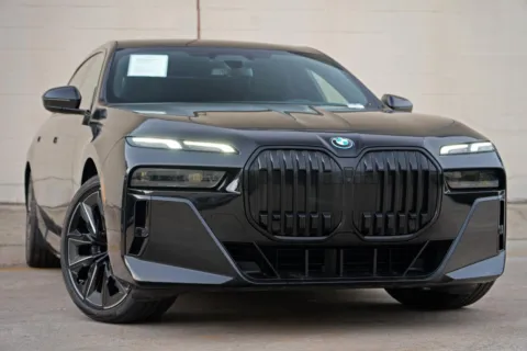 Another view of 2024 BMW i7 xDrive60 w/ Driving Assist, Premium & M Sport Packages for sale in Marietta, GA at Gas Charged Motors