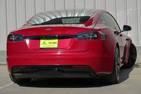 More photos of 2022 Tesla Model S at Gas Charged Motors, GA