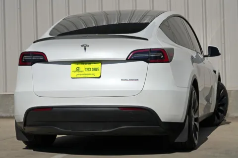 More photos of 2023 Tesla Model Y Performance at Gas Charged Motors, GA