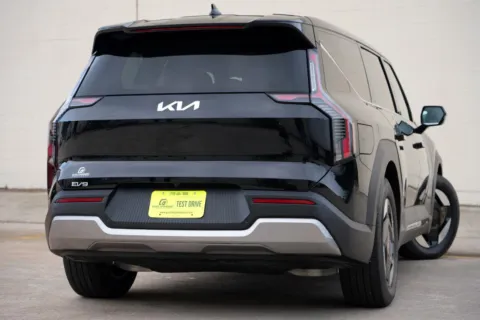 More photos of 2026 Kia EV9 Light Long Range at Gas Charged Motors, GA