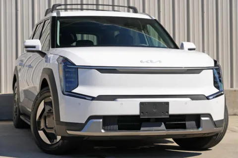 Another view of 2025 Kia EV9 Wind for sale in Marietta, GA at Gas Charged Motors