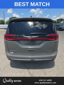 More photos of 2023 Chrysler Pacifica Hybrid Touring L at Quality Motors Ford, KS