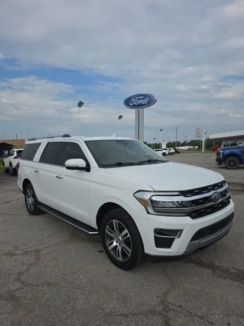 White 2022 Ford Expedition Max Limited for sale in Independence, KS