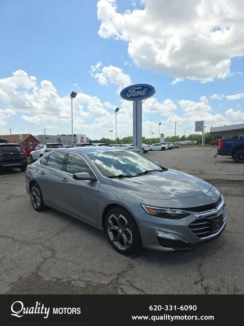 Used 2023 Chevrolet Malibu 1LT with VIN 1G1ZD5ST2PF230347 for sale in Independence, KS