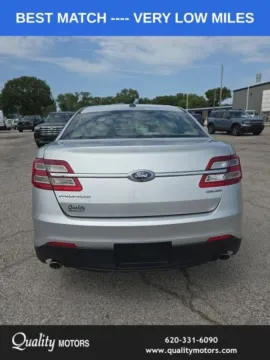 More photos of 2018 Ford Taurus SE at Quality Motors Ford, KS