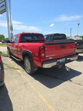 More photos of 2005 Chevrolet Silverado 1500 Z71 at Quality Motors Ford, KS
