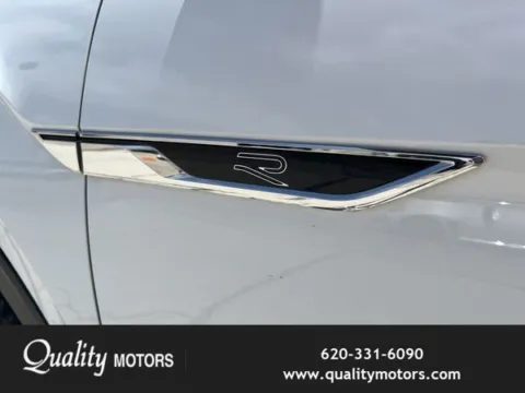 Photos of 2021 Volkswagen Atlas 3.6L V6 SE w/Technology R-Line for sale in Independence, KS at Quality Motors Ford