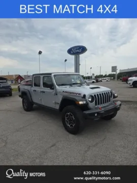 Silver 2023 Jeep Gladiator Mojave for sale in Independence, KS