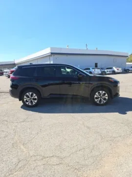 Photos of 2023 Nissan Rogue SV for sale in Independence, KS at Quality Motors Ford