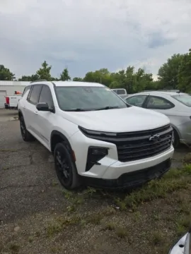 Unknown 2024 Chevrolet Traverse LT for sale in Independence, KS