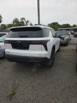 Photos of 2024 Chevrolet Traverse LT for sale in Independence, KS at Quality Motors Ford