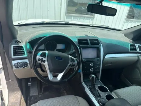 More photos of 2013 Ford Explorer XLT at Quality Motors Ford, KS