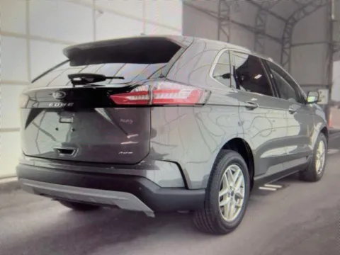 Photos of 2022 Ford Edge SEL for sale in Independence, KS at Quality Motors Ford