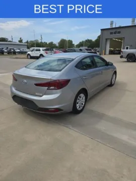 Another view of 2020 Hyundai Elantra SE for sale in Independence, KS at Quality Motors Ford