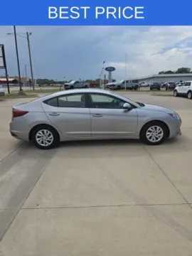 Photos of 2020 Hyundai Elantra SE for sale in Independence, KS at Quality Motors Ford