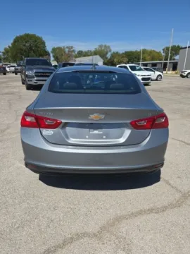 More photos of 2023 Chevrolet Malibu LT at Quality Motors Ford, KS