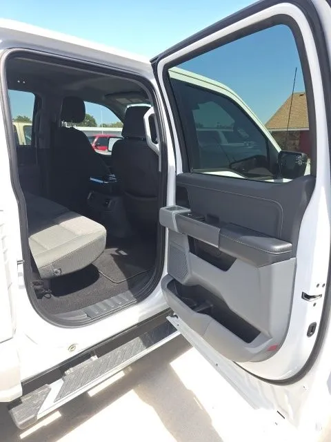 2023 Ford F-150 XLT - Photo 25