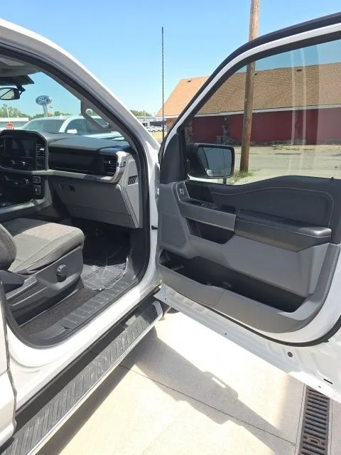 2023 Ford F-150 XLT - Photo 29