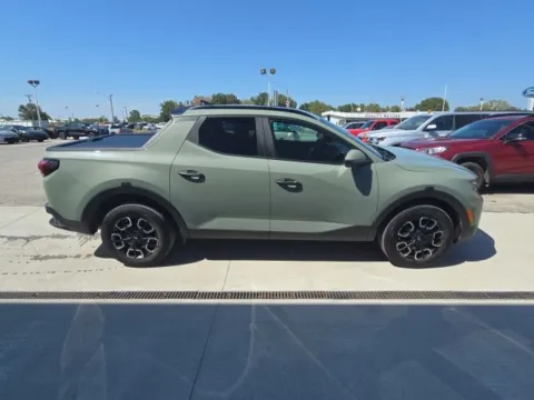 More photos of 2023 Hyundai Santa Cruz SEL at Quality Motors Ford, KS
