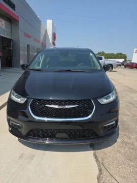 Another view of 2024 Chrysler Pacifica Touring L for sale in Independence, KS at Quality Motors Ford