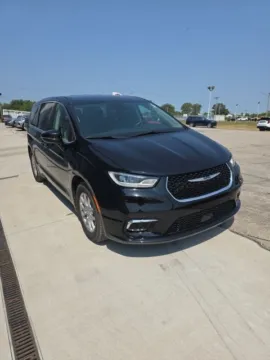 More photos of 2024 Chrysler Pacifica Touring L at Quality Motors Ford, KS
